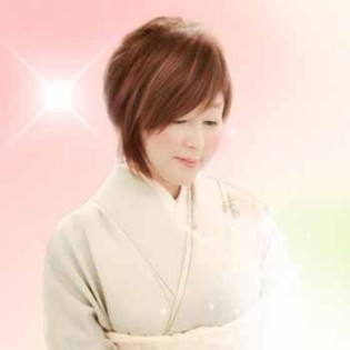 Cahaya Kana（チャハヤ カナ）先生