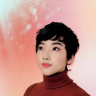 グレース蜂華（はちか）先生