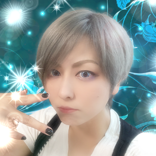 憑依師海晶（ひょういしあいら）先生