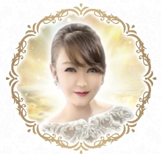 天照靈蓮（てんしょうれいれん）先生