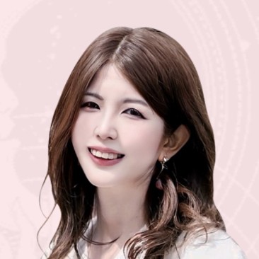 星衣奈（せいな）先生